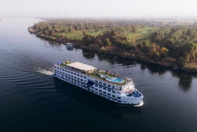 13-Day Egypt Discovery Tour Pyramids, Nile Cruise and Red Sea