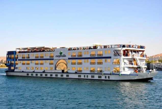 Nile Cruise 4 Days ( 3 Nights ) from Aswan to Luxor with Esmeralda Nile Cruise